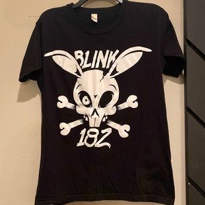 Blink 182 t-shirt